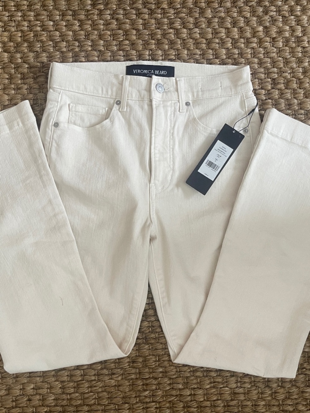 NWT Veronica Beard Carson Kick-Flare Jean Ecru sz. 27